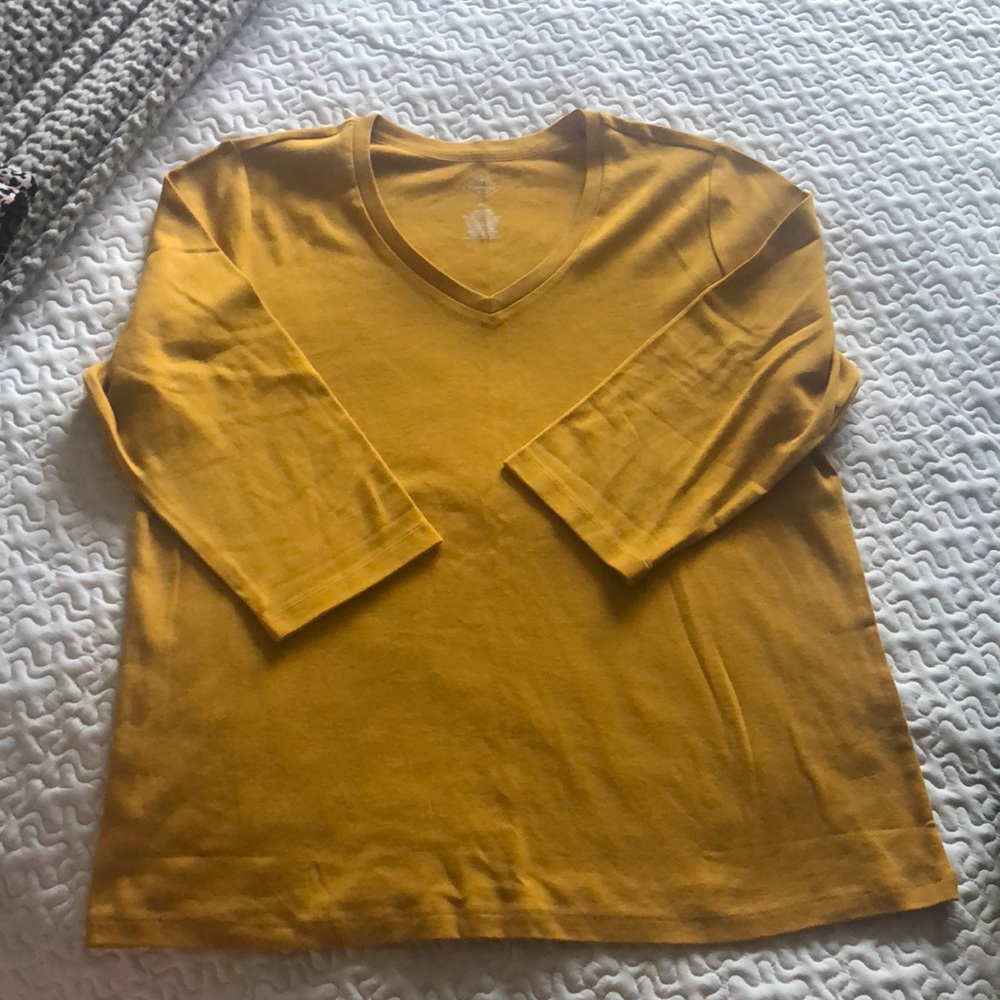 V neck top